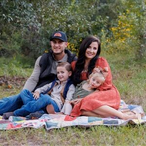 Meet your Posher, Eden